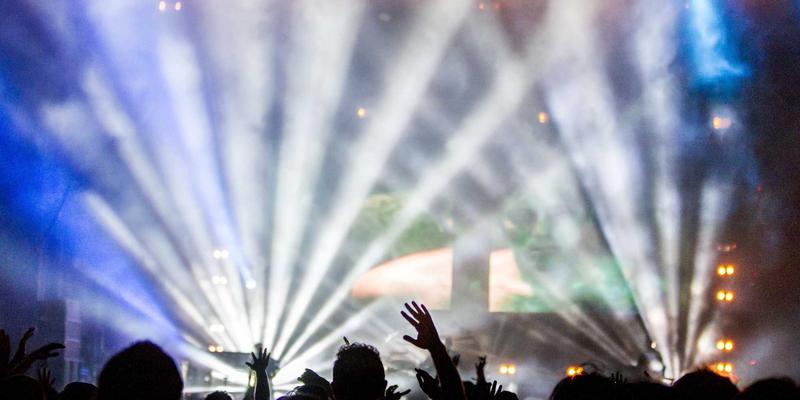 化妆品包装的可持续设计：从替换装到材料创新，中山包装公司的定制解决方案